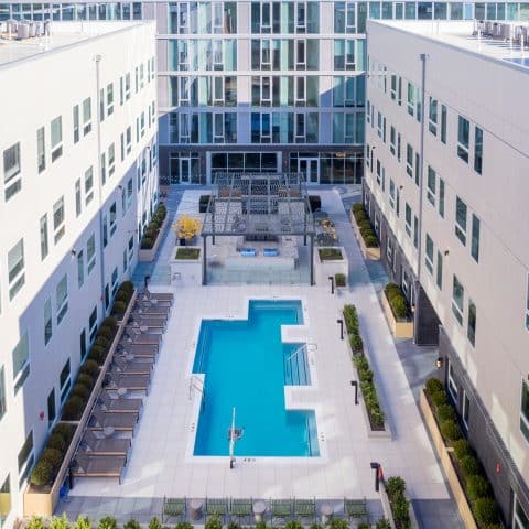 Crosby Hill Apartments pool